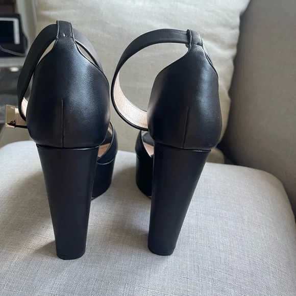 Nicholas kirkwood leather platform sandals with the signature pearl. - Picture 9 of 9